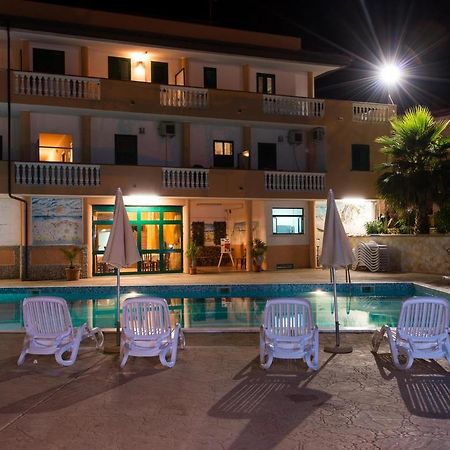 Resort San Domenico Parghelia Extérieur photo